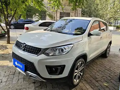 BAIC Senova X35 2016