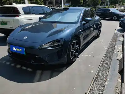 Xiaomi Auto SU7 2024
