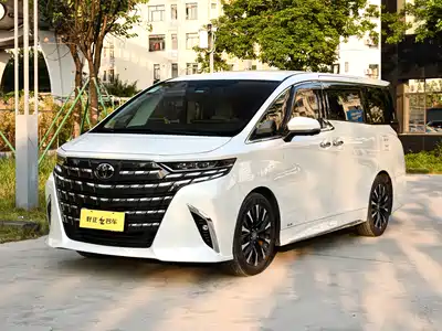 Toyota Alphard 2025