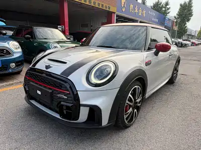 MINI JCW 2021