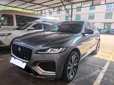 Jaguar F-PACE 2021