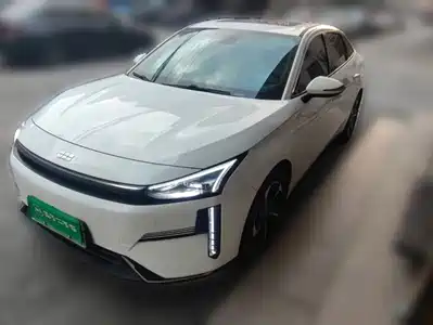 Geely Galaxy L6 2024