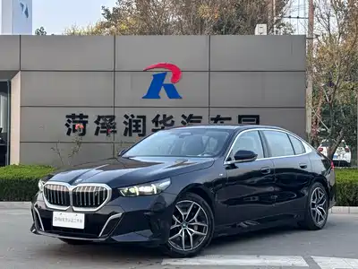 BMW i5 2026