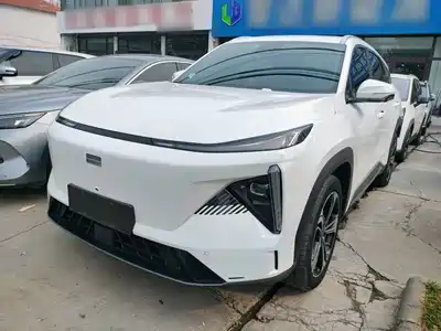 Geely Galaxy L7 2024