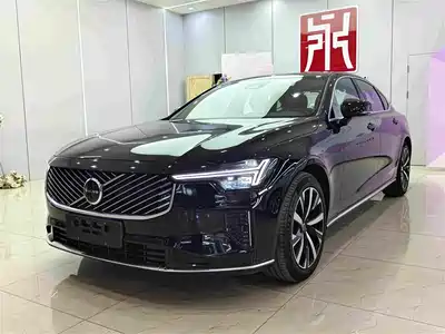 Volvo S90 2025