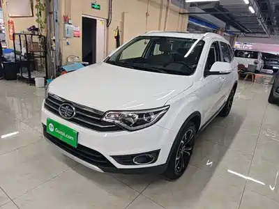 FAW Senya R7 2017