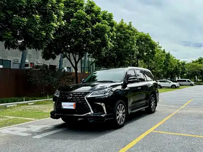 Lexus LX 2011