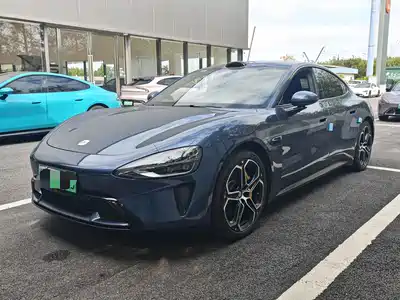 Xiaomi Auto SU7 2024