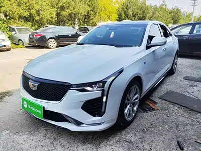 Cadillac CT4 2022