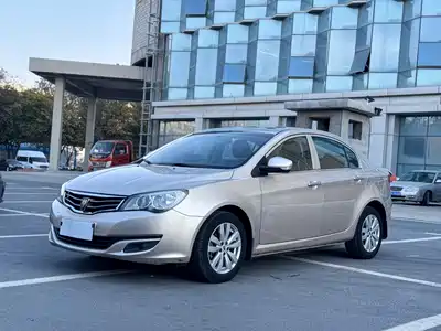 Roewe 350 2015