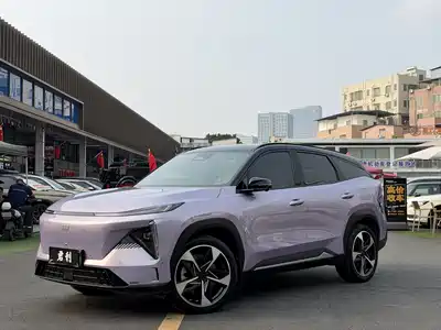 Geely Galaxy L7 2023