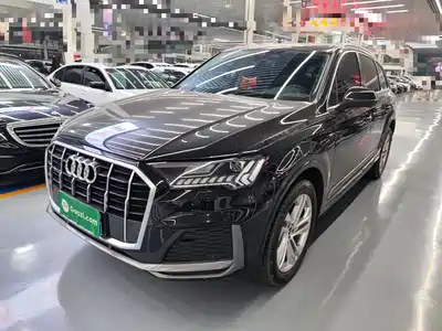 Audi Q7 2024
