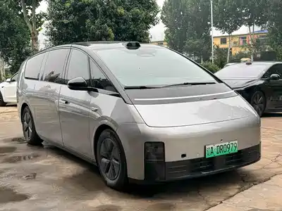 Li Auto MEGA 2024