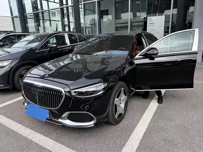 Mercedes-Benz Maybach S-Class 2025