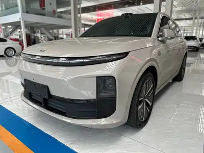 Li Auto L6 2024
