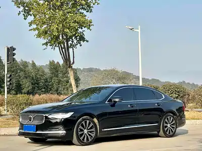 Volvo S90 2022