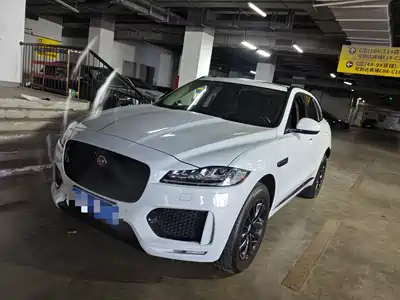 Jaguar F-PACE 2021