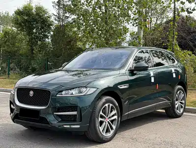 Jaguar F-PACE 2017