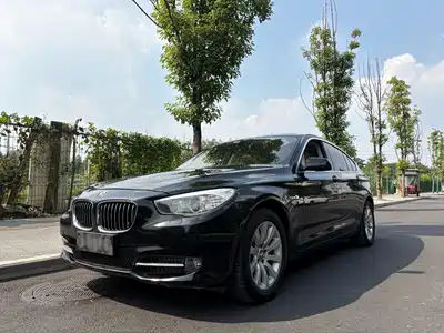 BMW 5 Series GT 2012