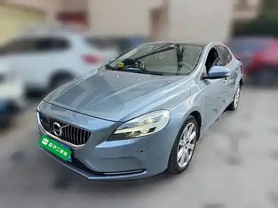 Volvo V40 2017