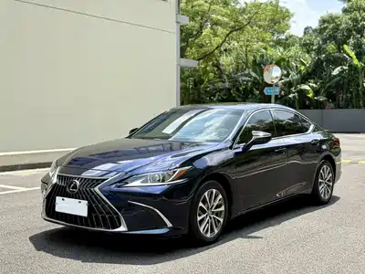 Lexus ES 2024