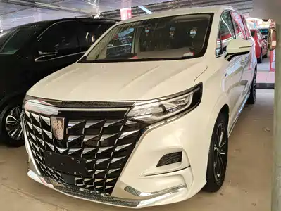 Roewe iMAX8 2024