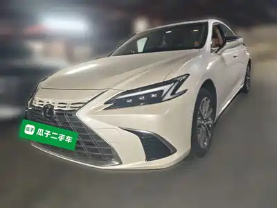 Lexus ES 2025