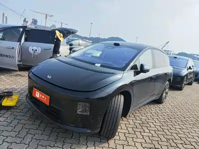 Li Auto i8 2025