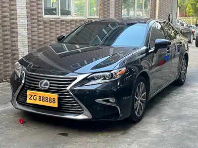 Lexus ES 2016