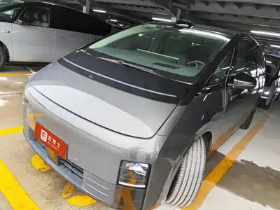 Li Auto MEGA 2024