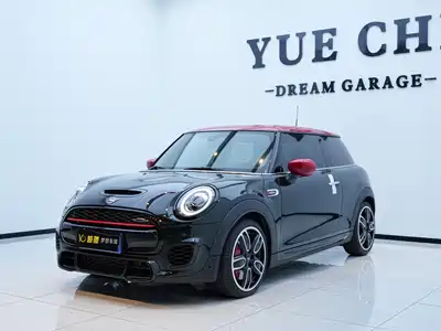 MINI JCW 2021