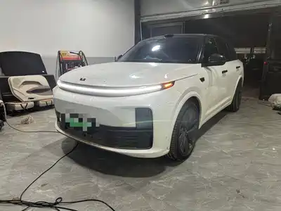 Li Auto L7 2025