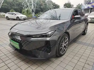Changan UNI-V 2025