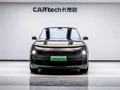 Li Auto L8 2025