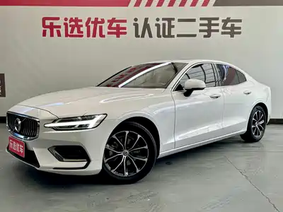 Volvo S60 2022