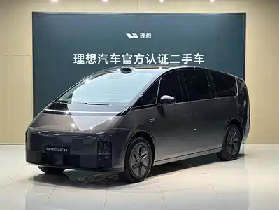 Li Auto MEGA 2024