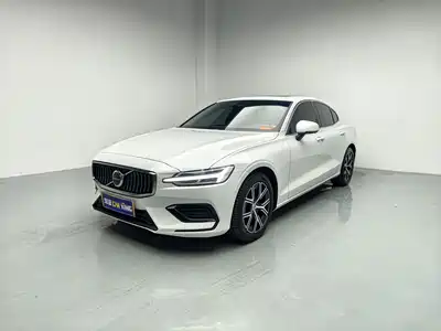 Volvo S60 2024