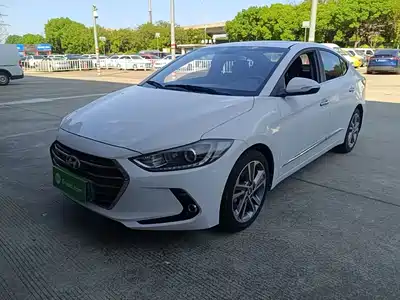 Hyundai Elantra 2016