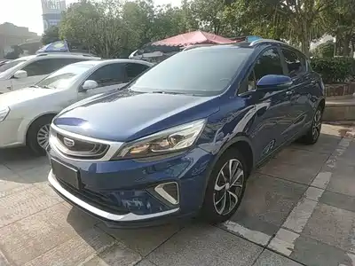 Geely Emgrand GS 2021