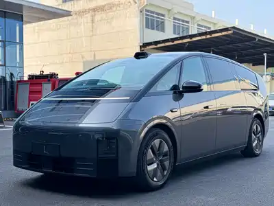 Li Auto MEGA 2024