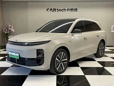 Li Auto L6 2024