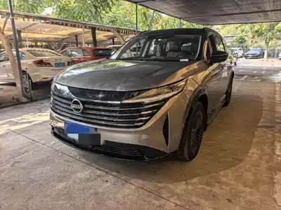 Nissan Terra 2025