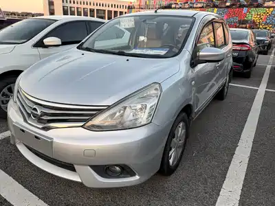 Nissan Livina 2014
