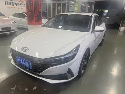 Hyundai Elantra 2023