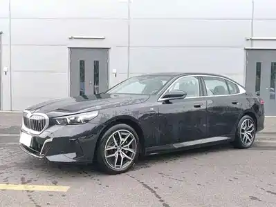 BMW i5 2026