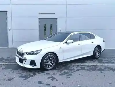 BMW i5 2026