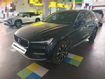 Volvo XC60 2024