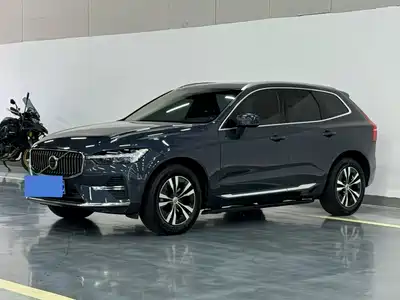 Volvo XC60 2022