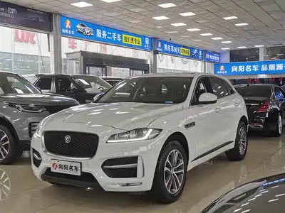 Jaguar F-PACE 2018