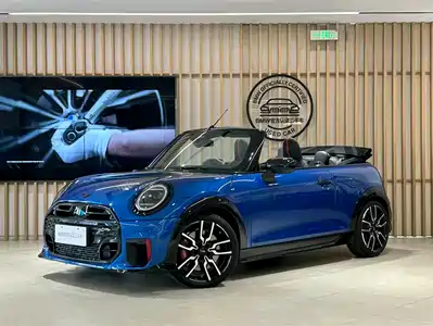 MINI JCW 2025